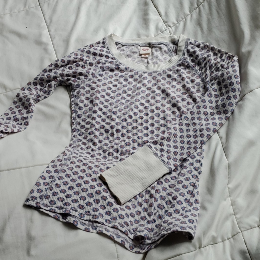 Mossimo thermal floral top
